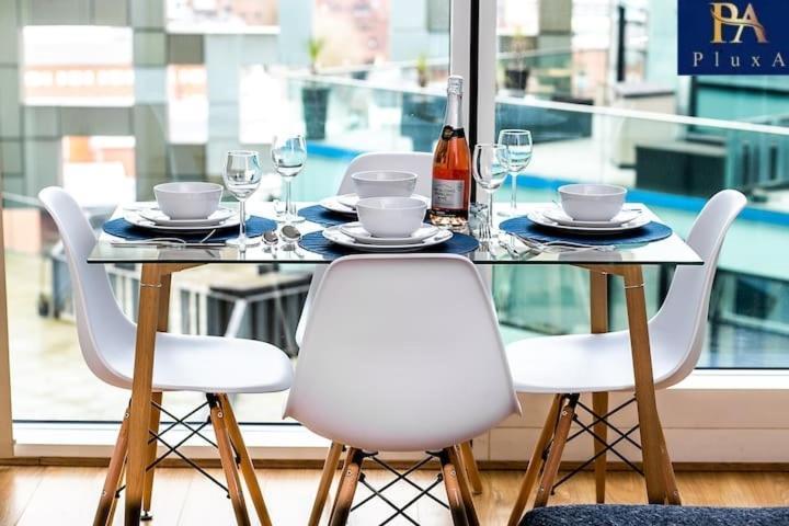 Pluxa Azure Cubic - Azure Cityview, Corporate Stays Welcome Birmingham Ngoại thất bức ảnh