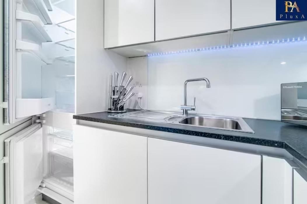 Pluxa Azure Cubic - Azure Cityview, Corporate Stays Welcome Birmingham Ngoại thất bức ảnh